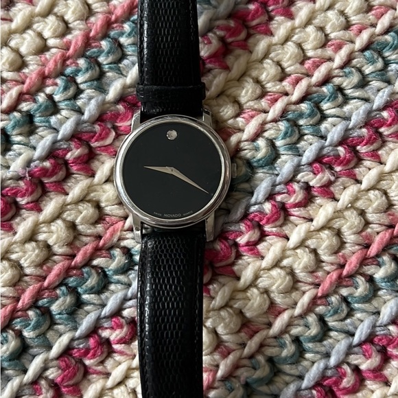 Men’s Movado - Picture 2 of 3